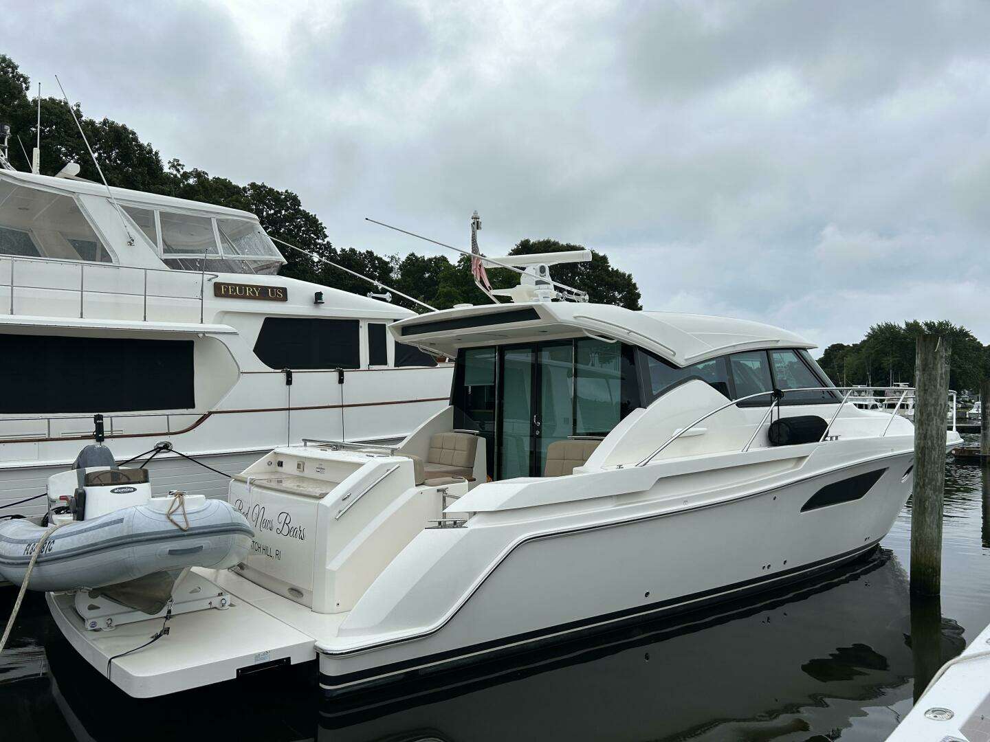 2015 Tiara Yachts C44 Coupe - Image 2