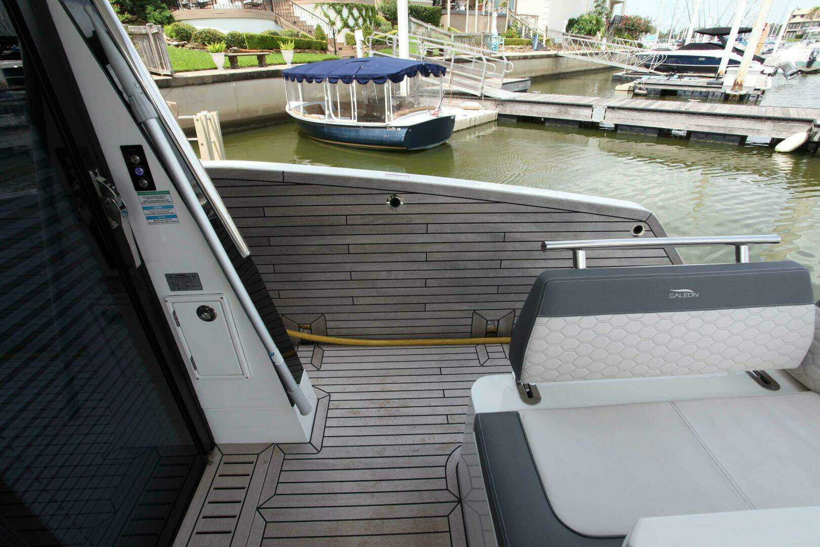 2025 Galeon — - Image 40