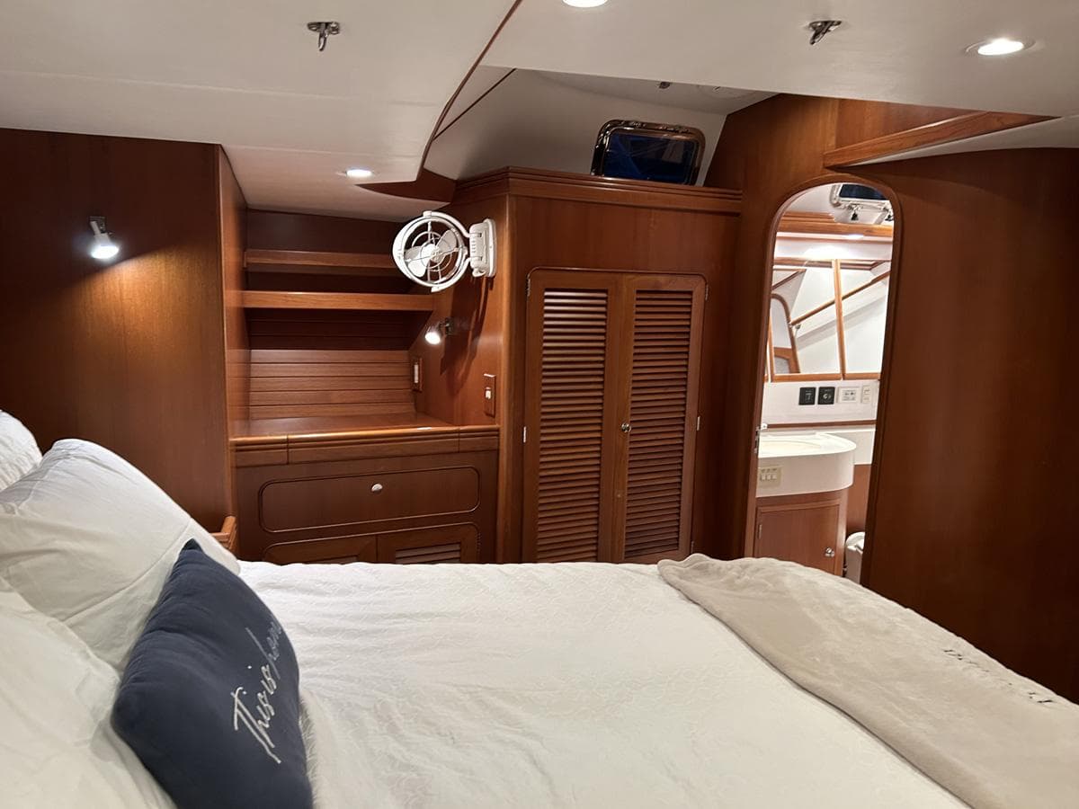 Owner's Cabin Port