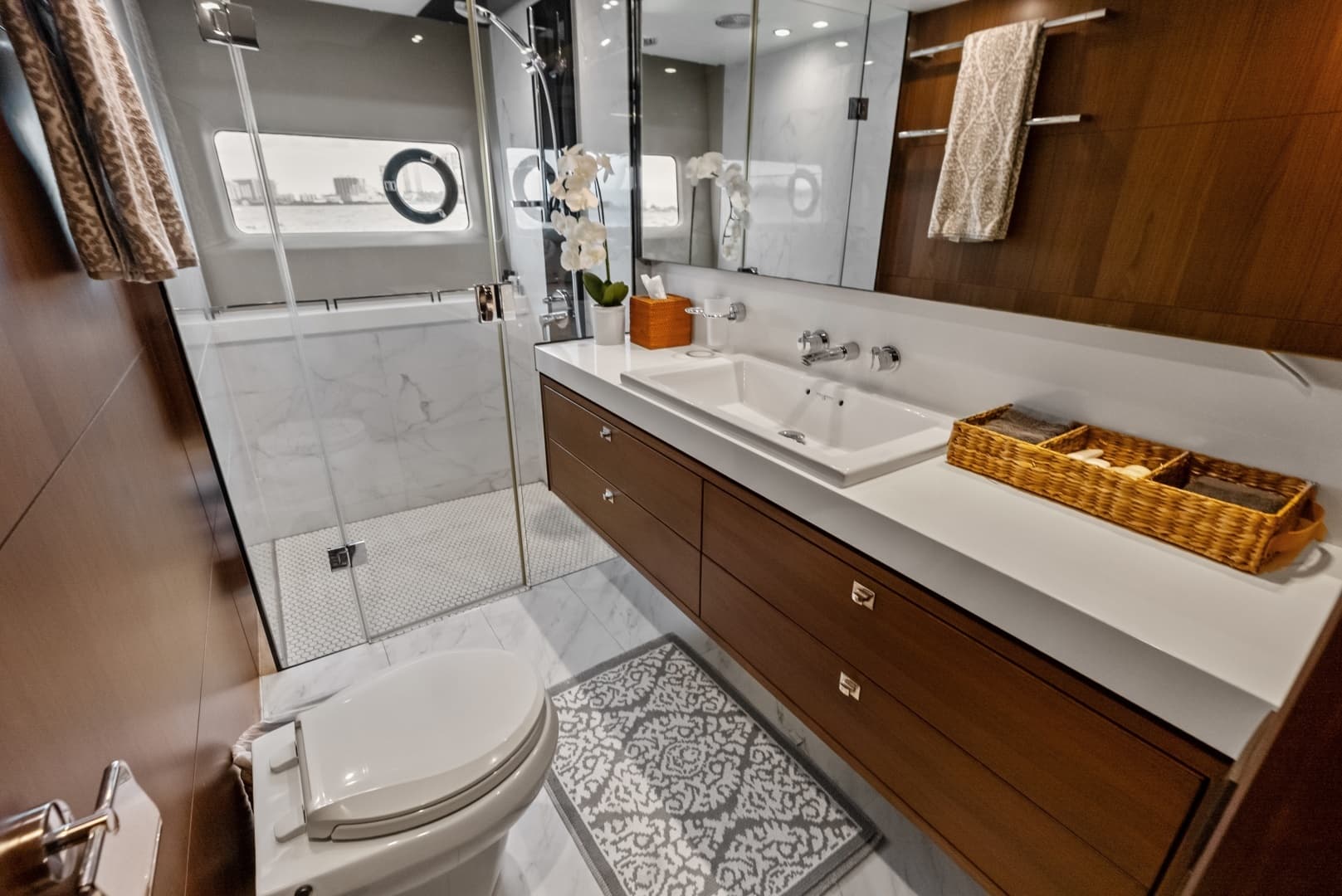 2014 Princess S72 - Image 74