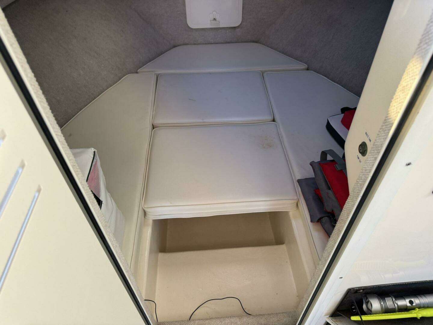 2006 Parker 2820 - Image 22