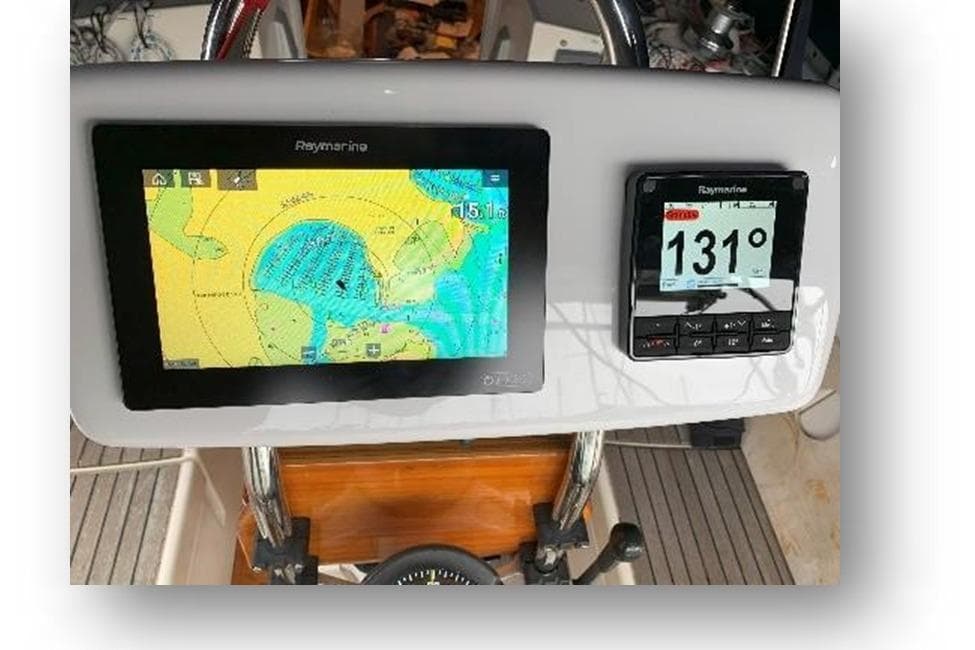 Beneteau Oceanis 390 yacht navigation system with Raymarine displays, 1990 model.