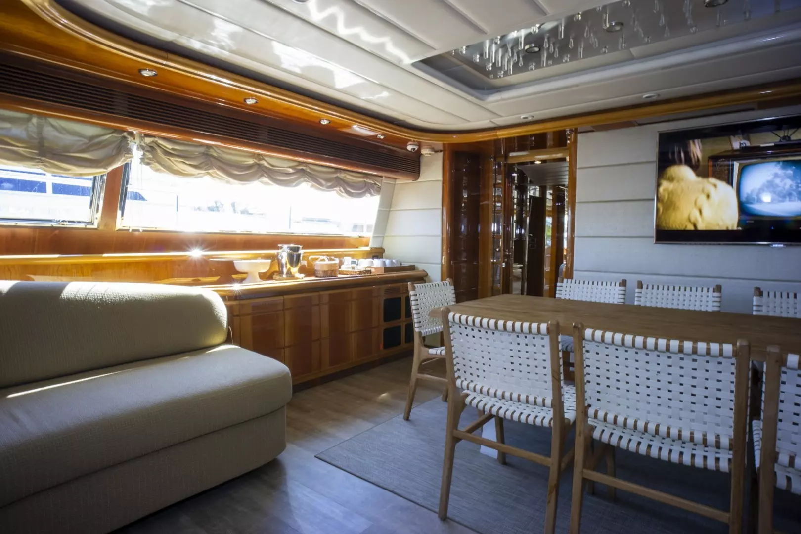 2000 Ferretti Yachts Custom Line 94 - Image 15