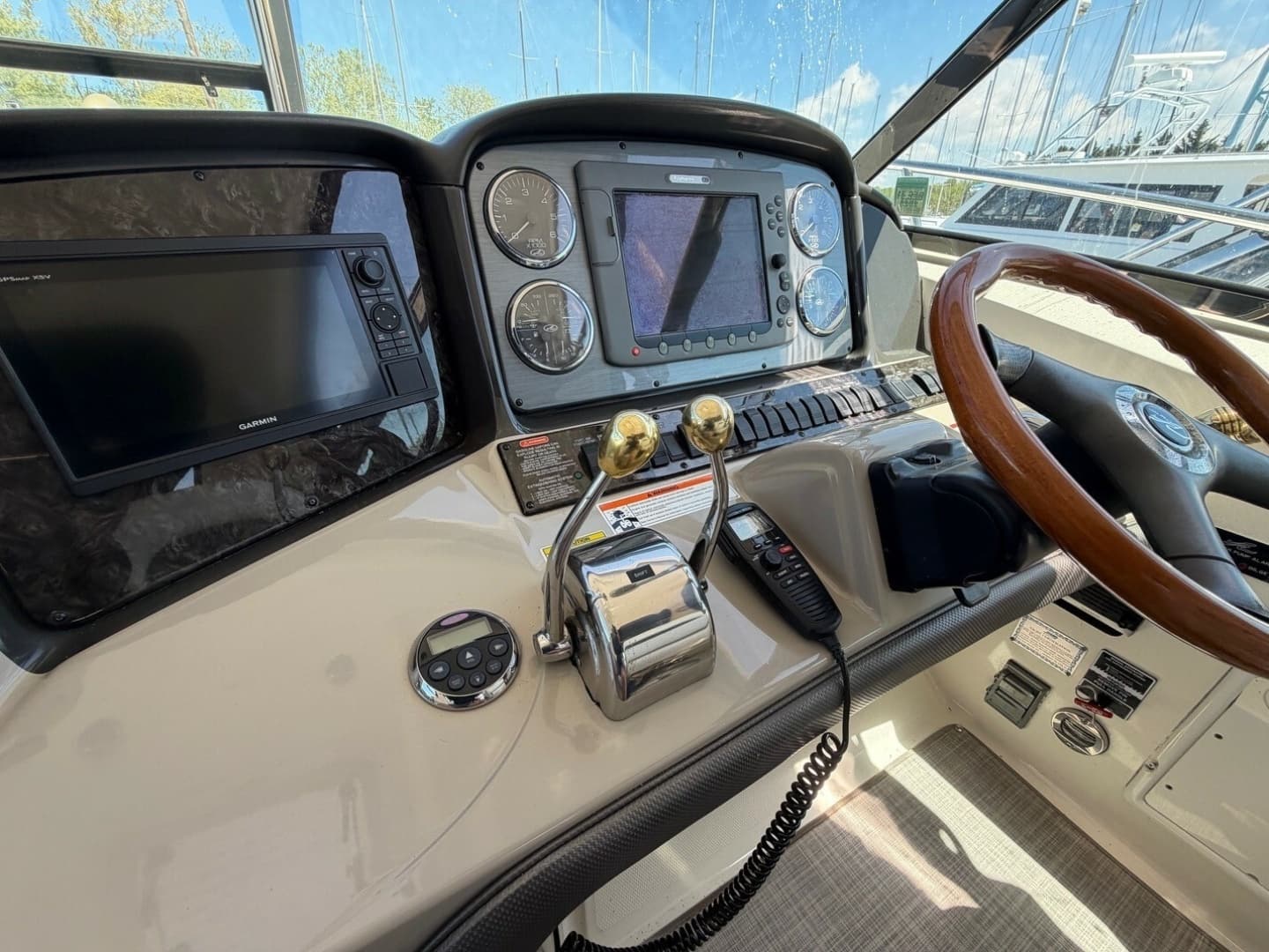 2007 Sea Ray 380 DA - Image 22