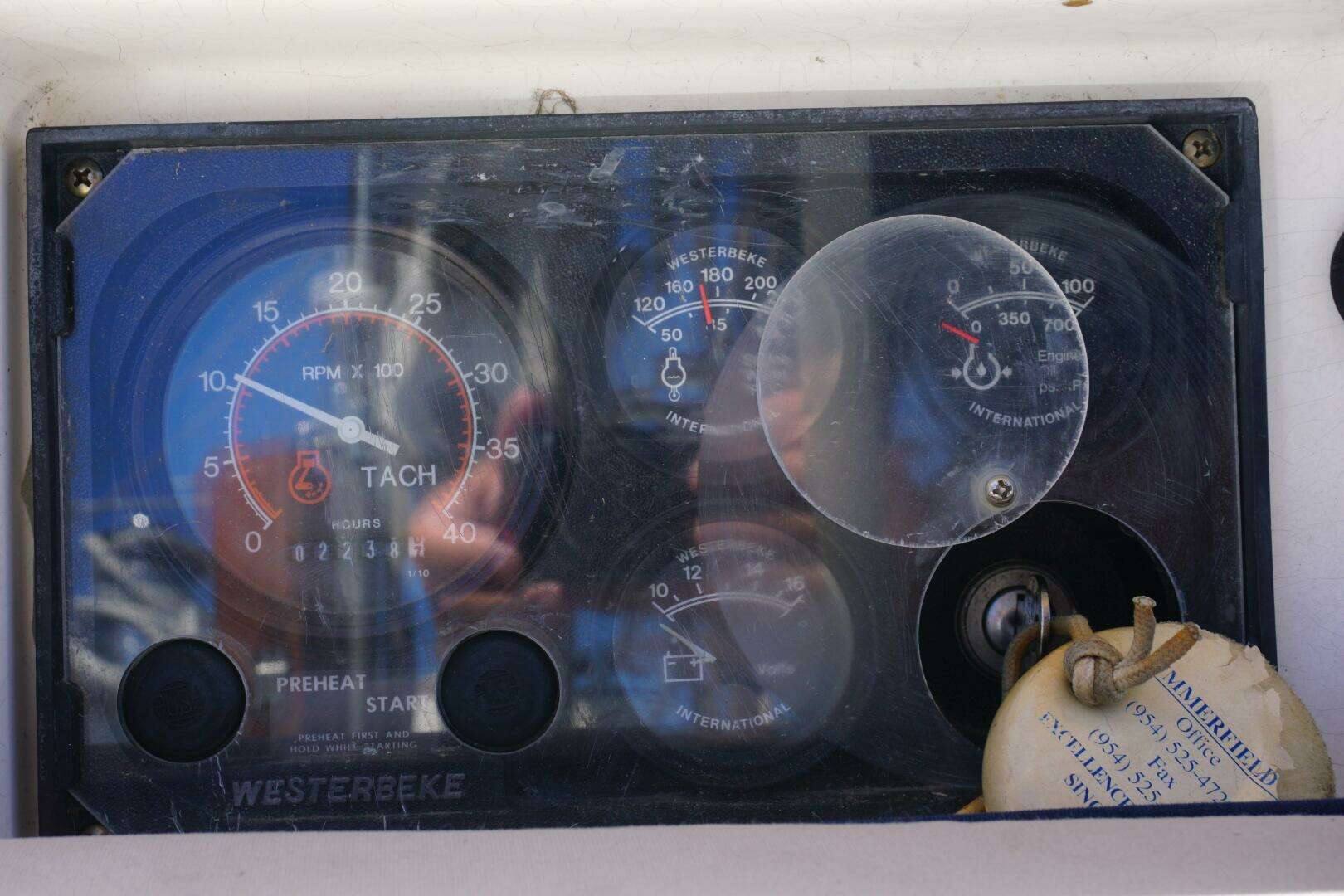 1998 Sabre 402 - Image 39
