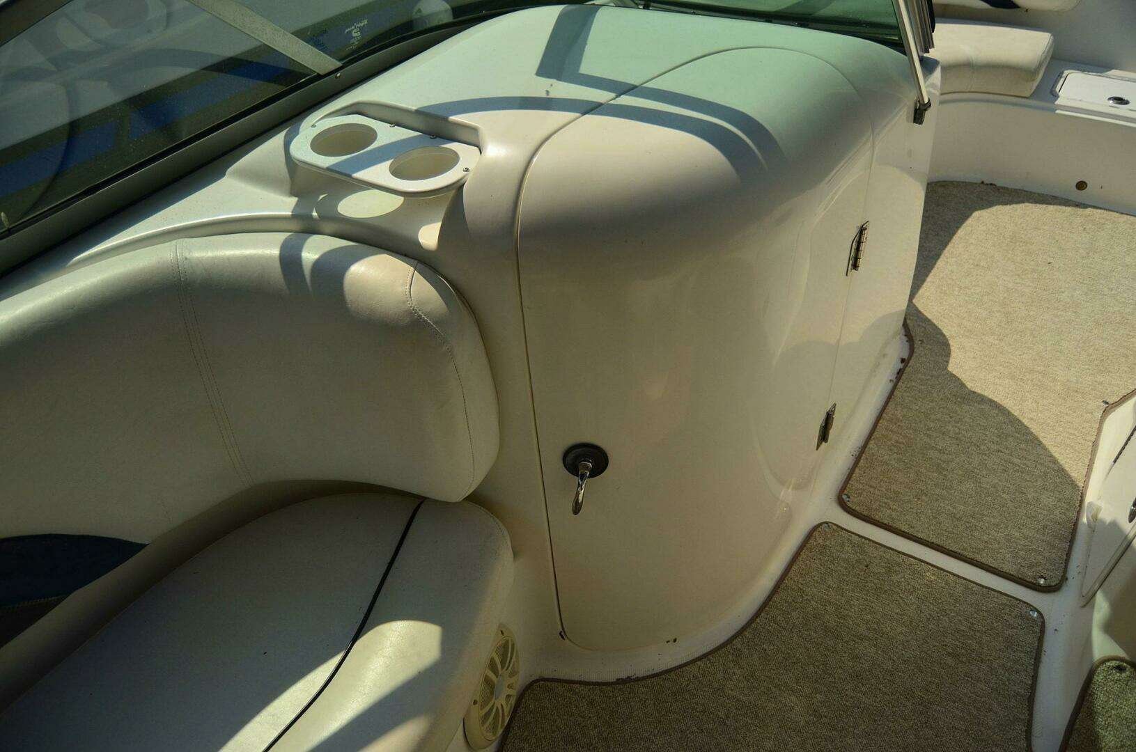 2011 Hurricane SunDeck 217 OB - Image 44