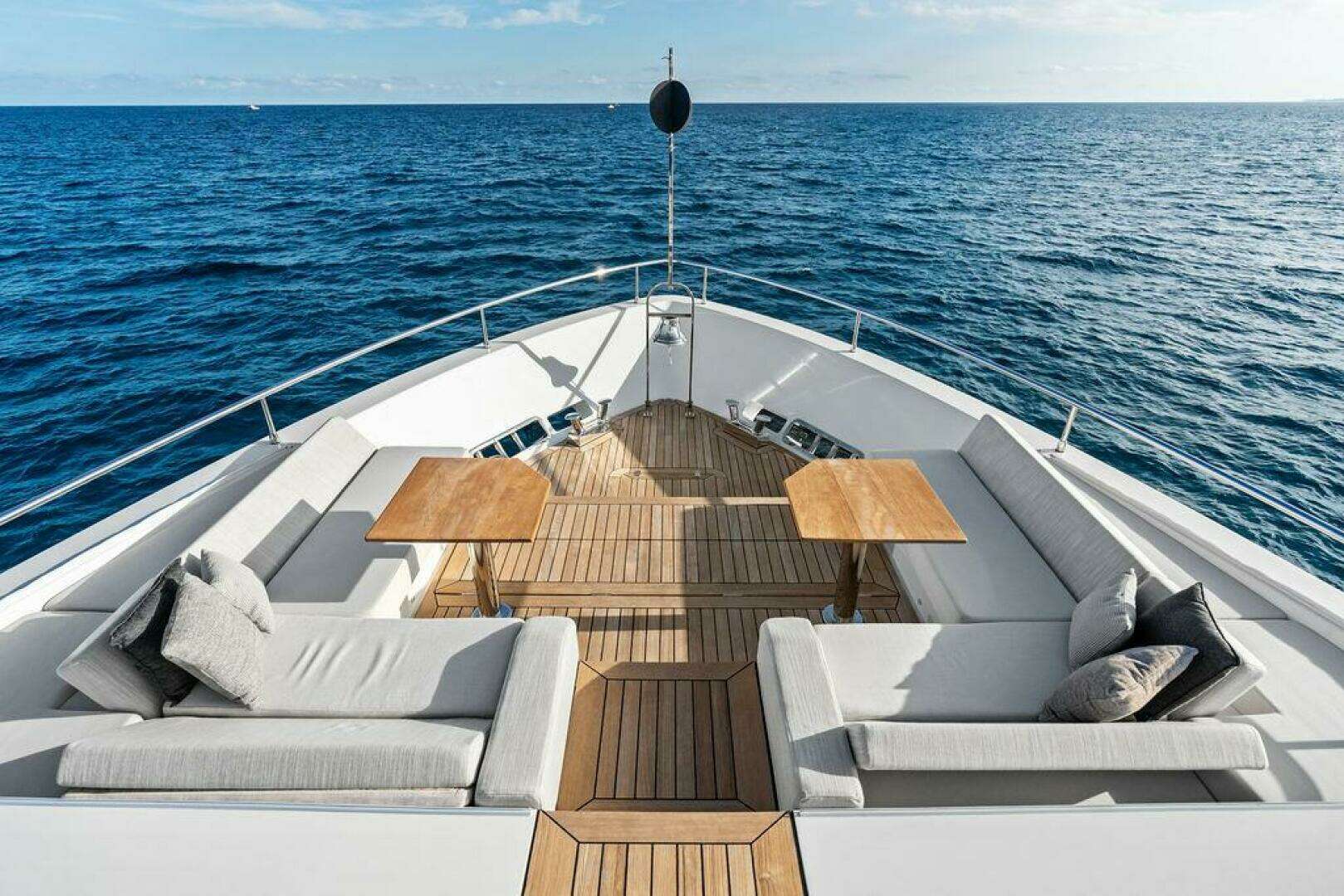2018 Custom Line CL120 - Image 27