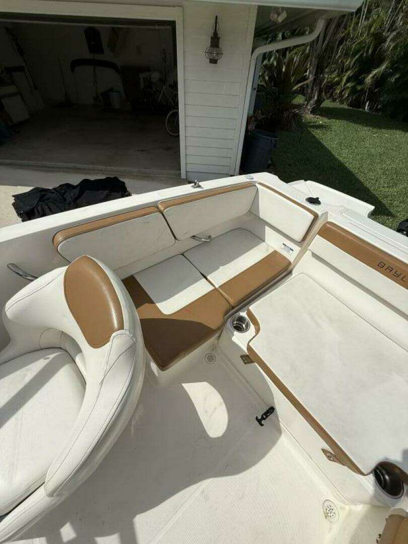 2019 Bayliner VR4 - Image 14