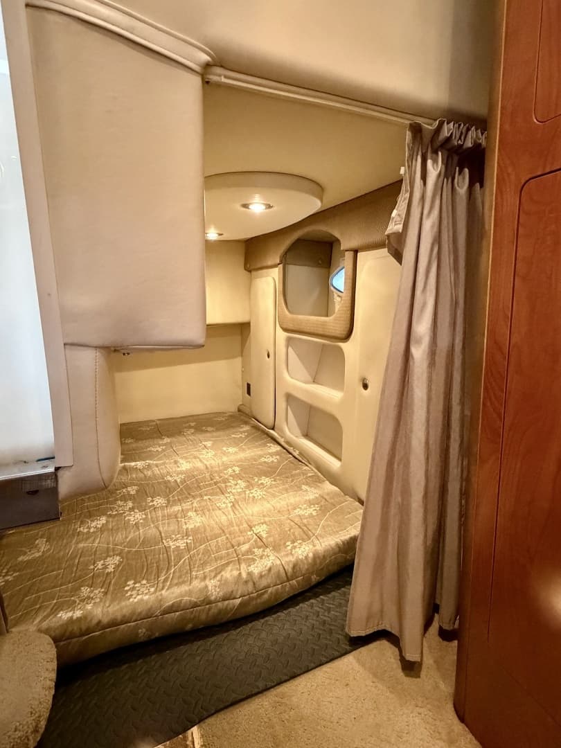 2008 Rinker 280 Express Cruiser - Image 61