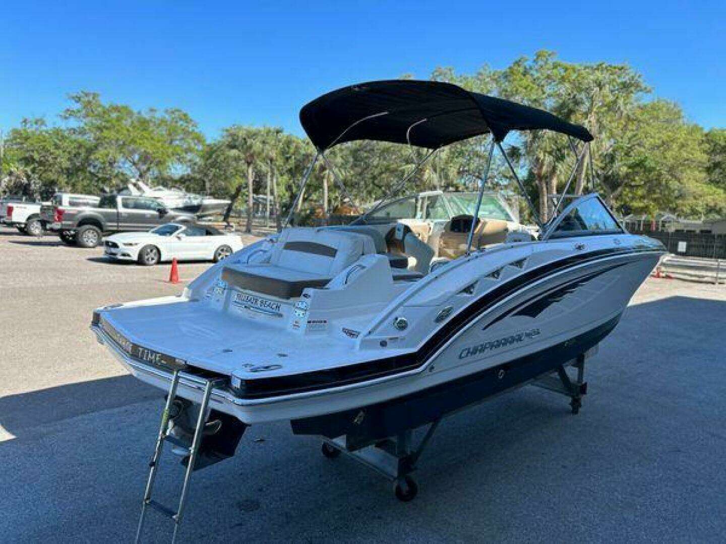 2014 Chaparral 244 Sunesta - Image 6
