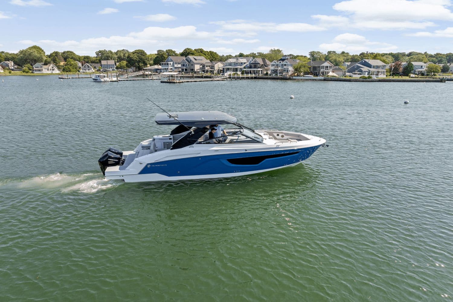 2026 Cruisers Yachts 34 GLS OB - 2