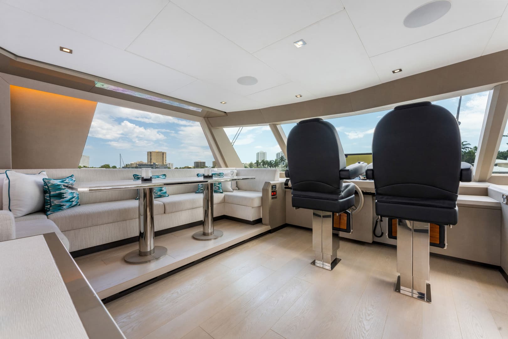 2023 Ocean Alexander 27R - Image 46
