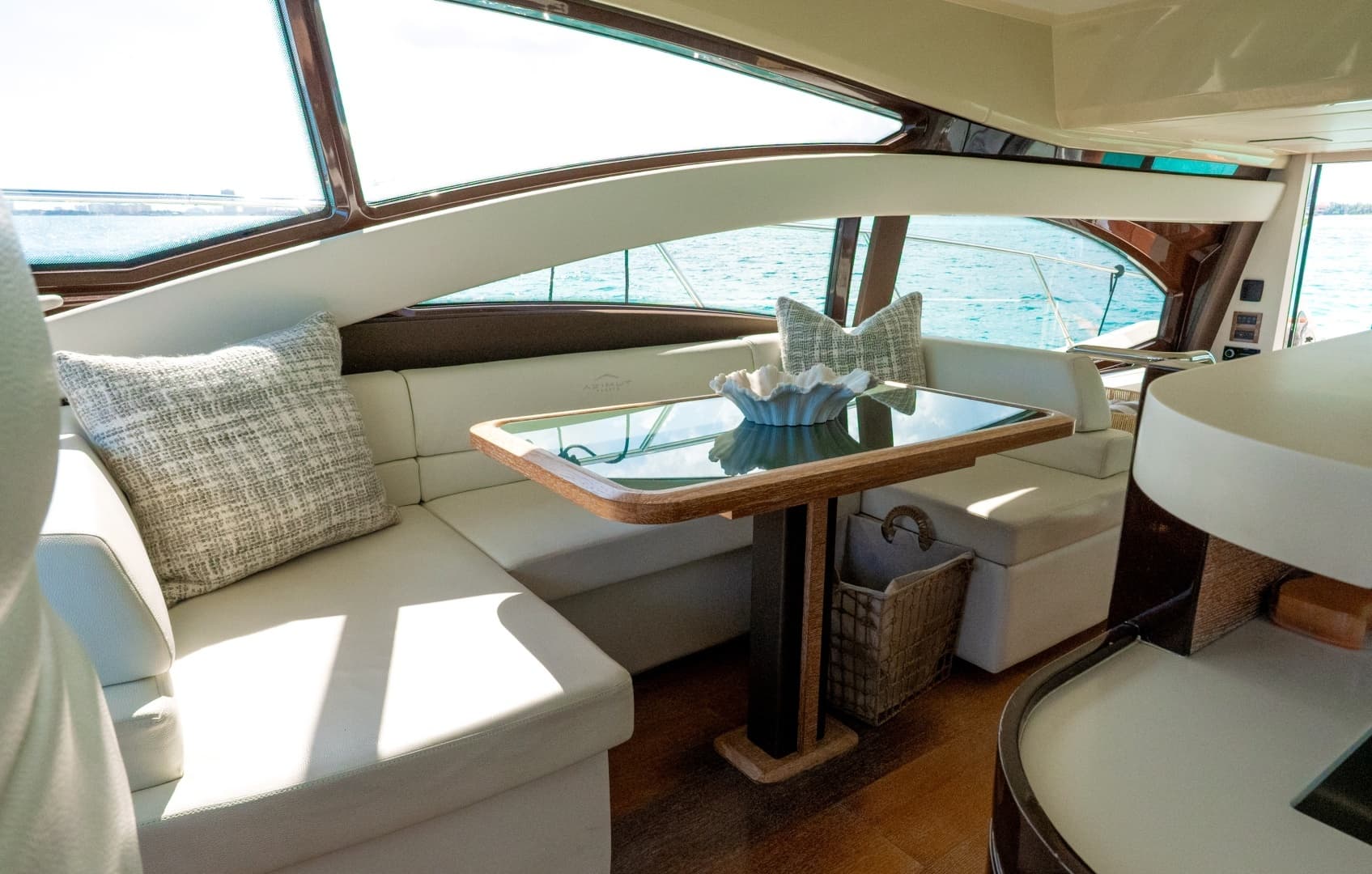 2011 Azimut 58 Fly - Image 28