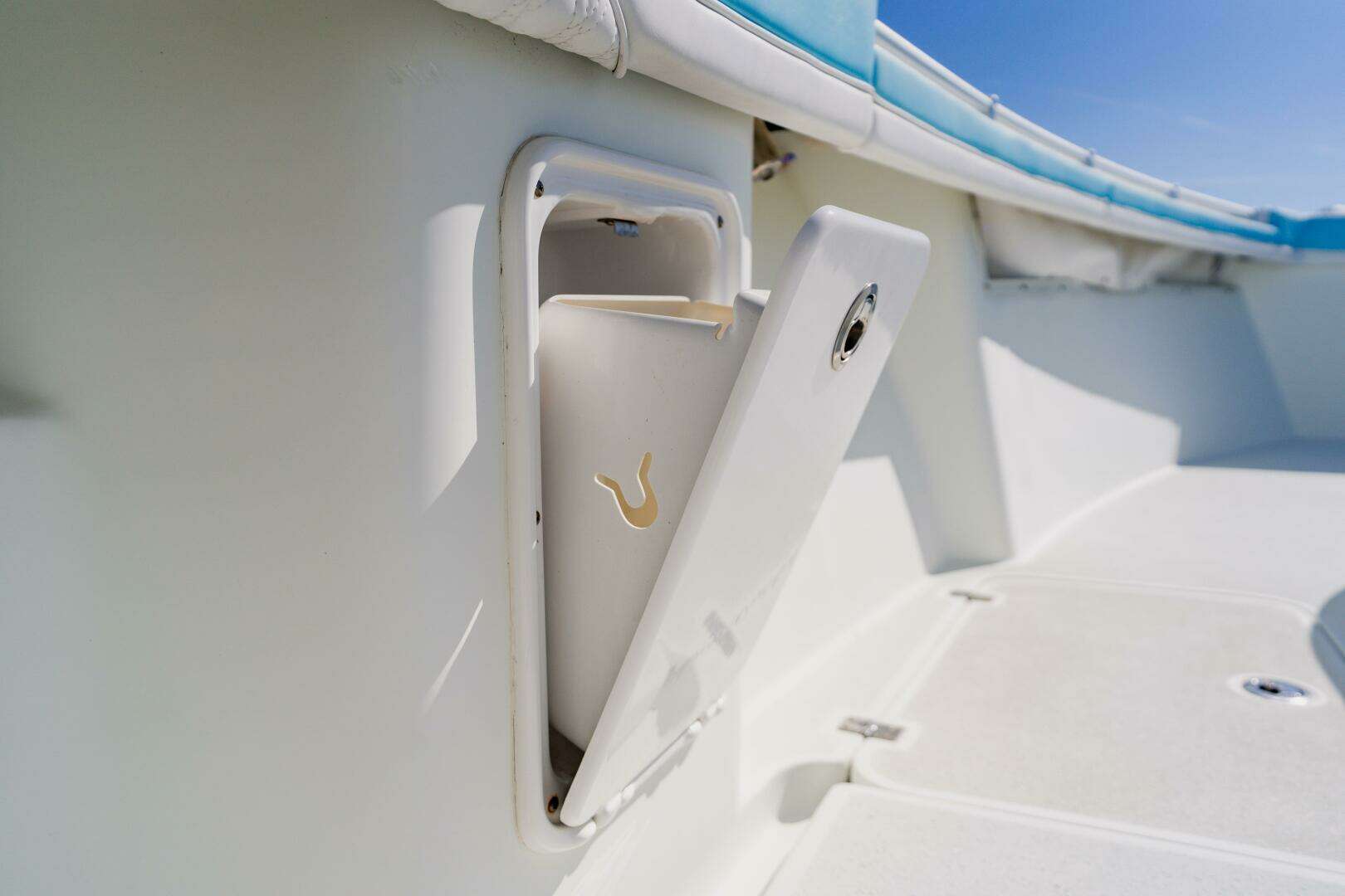 2015 Yellowfin Offshore - Image 25