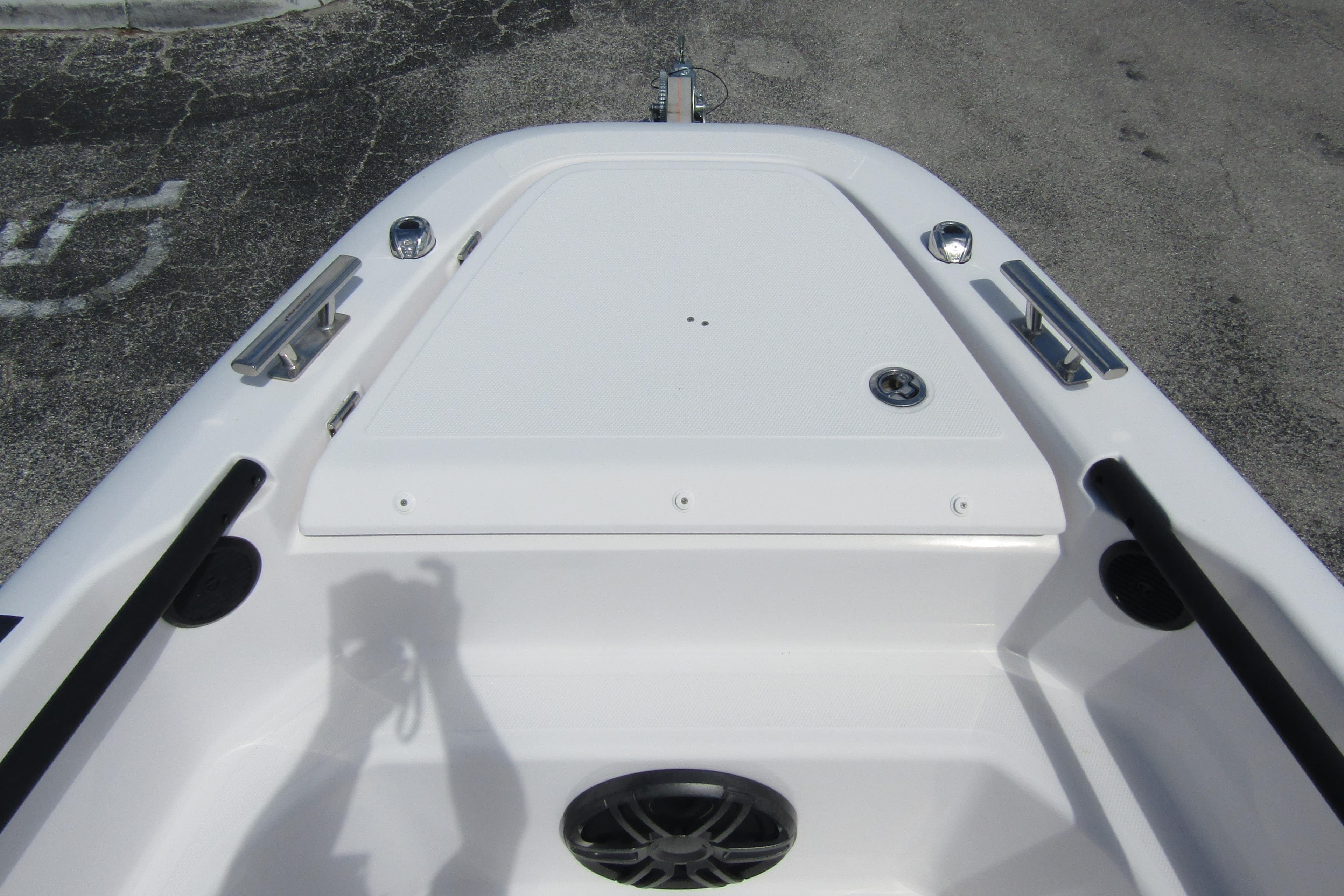 2022 Axopar 22 T-Top boat deck with sleek design and modern fittings.