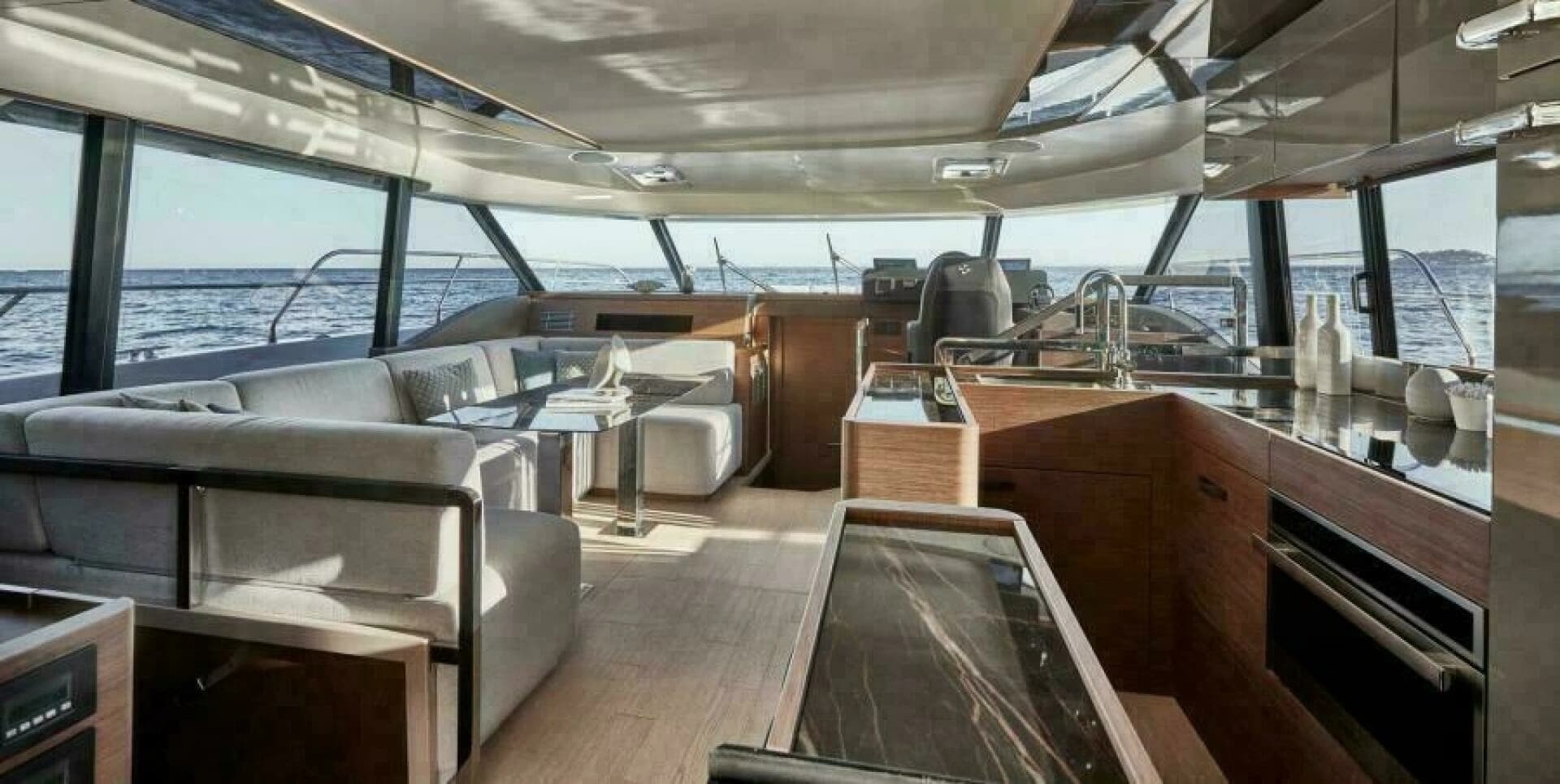 2026 Prestige M48 - Image 3