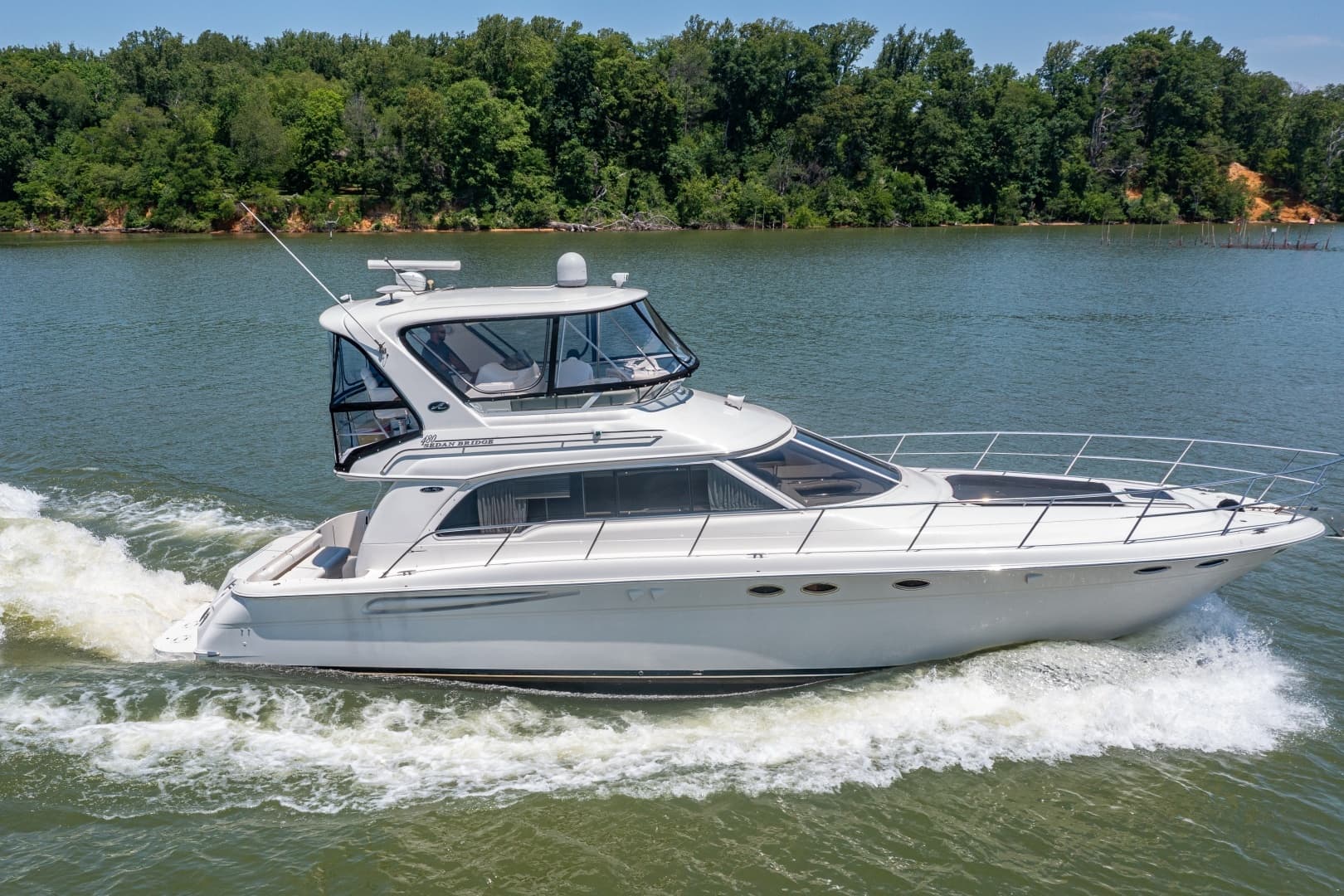 2003 Sea Ray 480 Sedan Bridge - Image 9