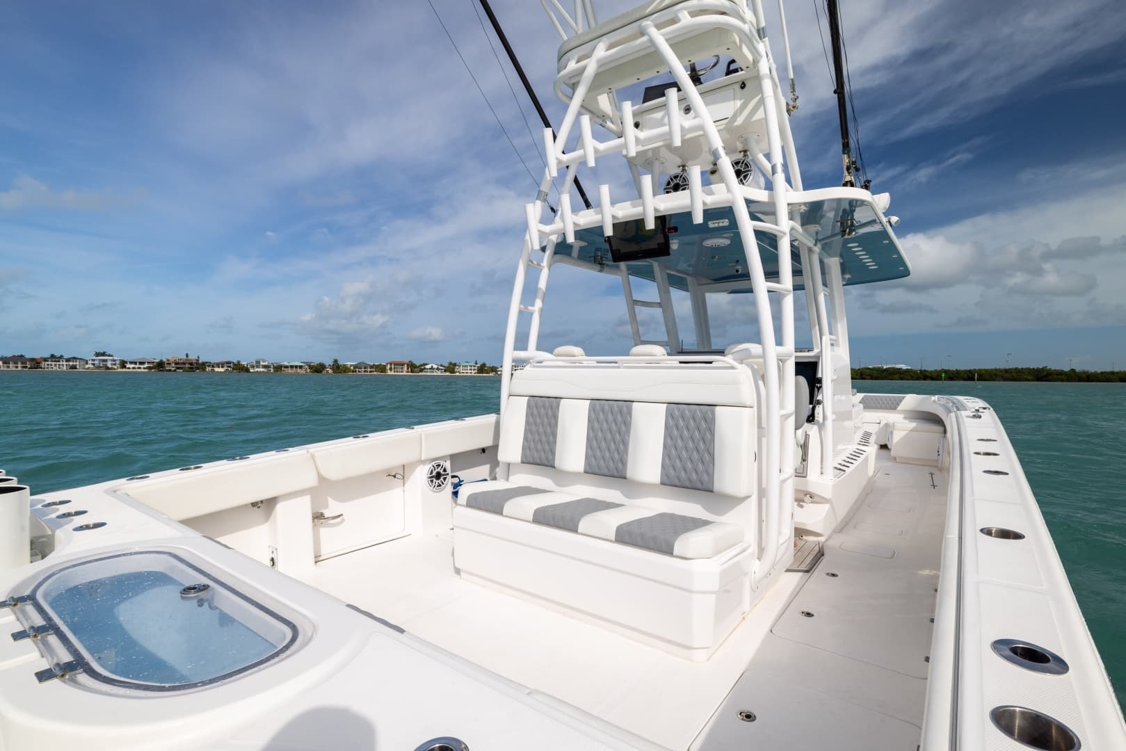 2023 Invincible 37 Catamaran - Image 31