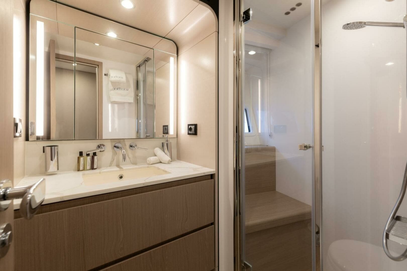 2020 Azimut 72 Flybridge - Image 48