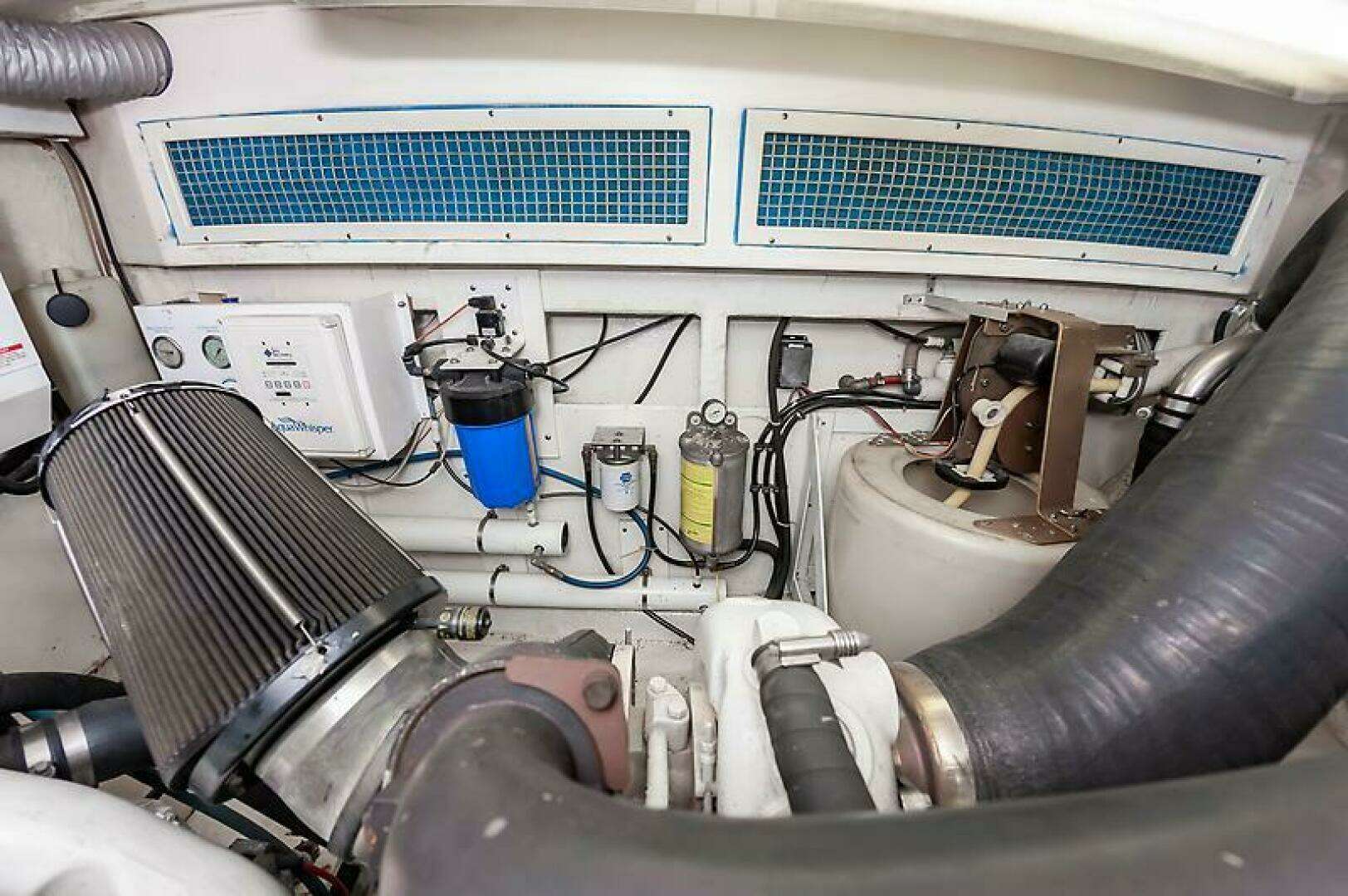 2003 Ocean 57 Convertible - Image 67
