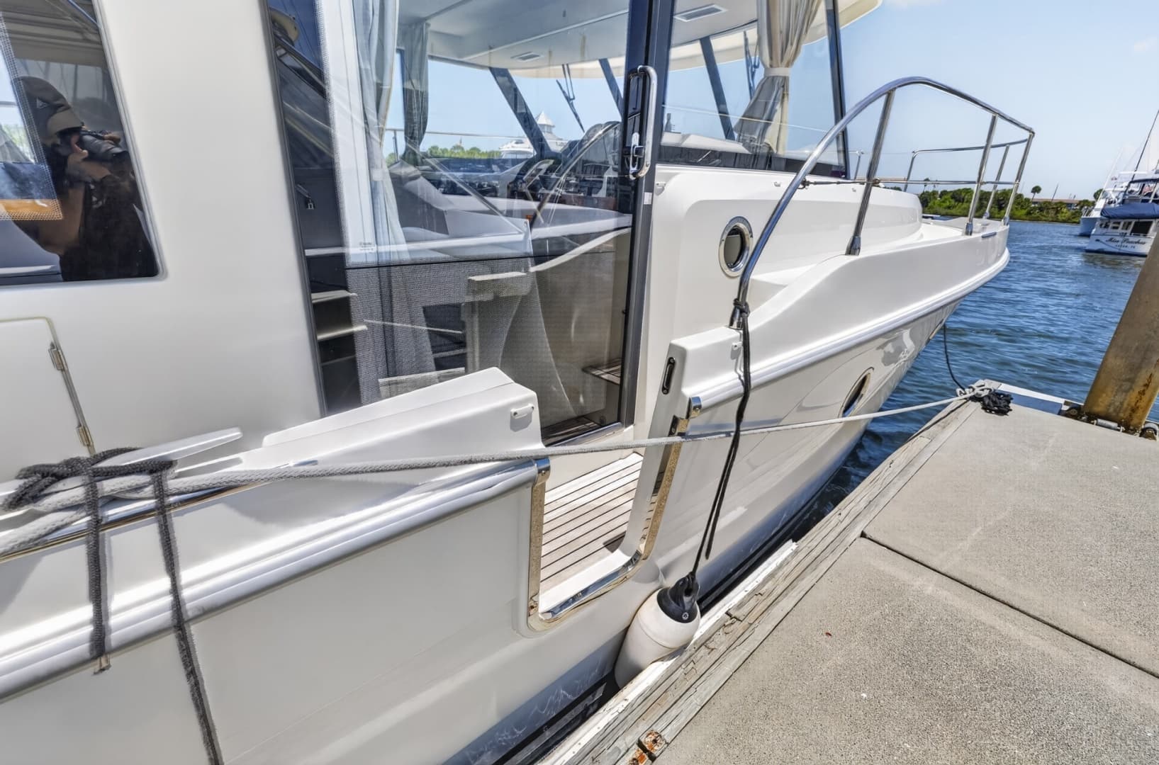 2022 Beneteau Swift Trawler 41 Fly - Image 28