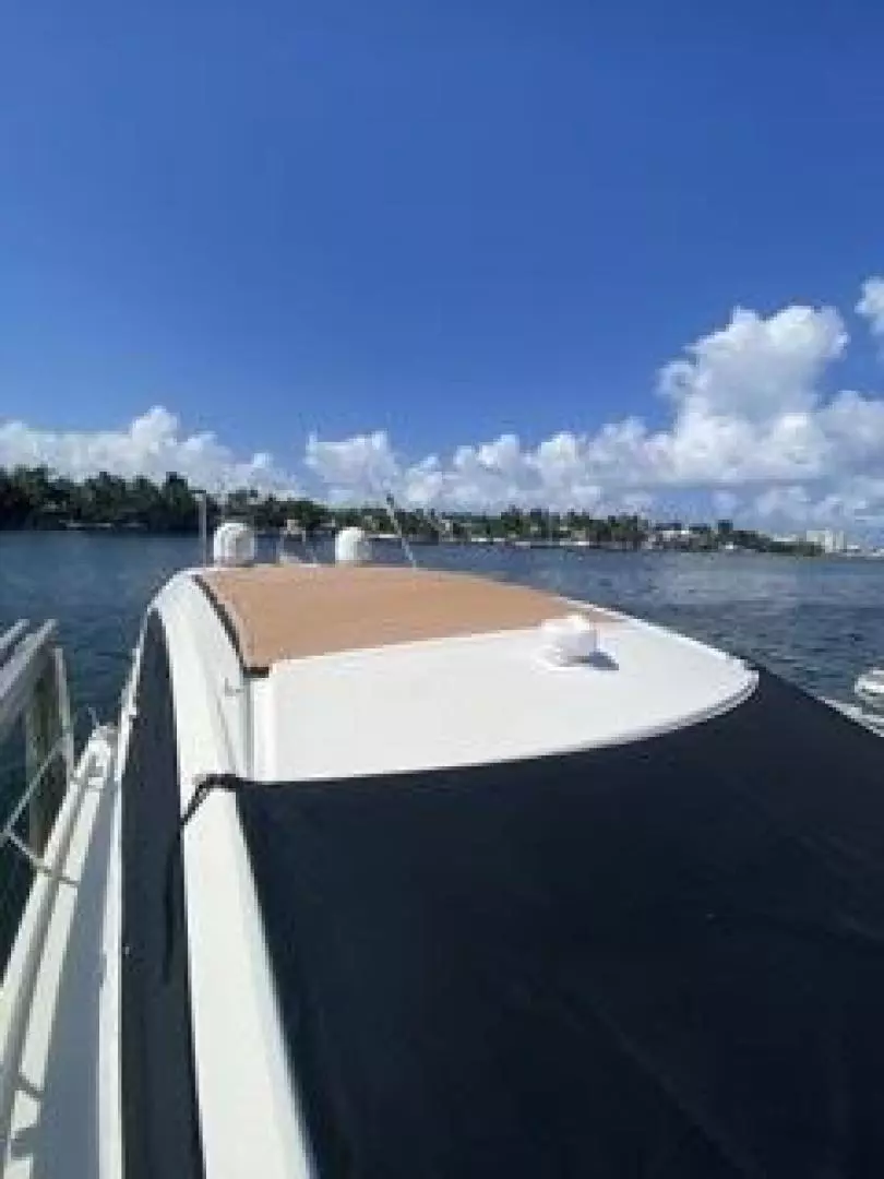 2013 Cranchi M44 HT - Image 18