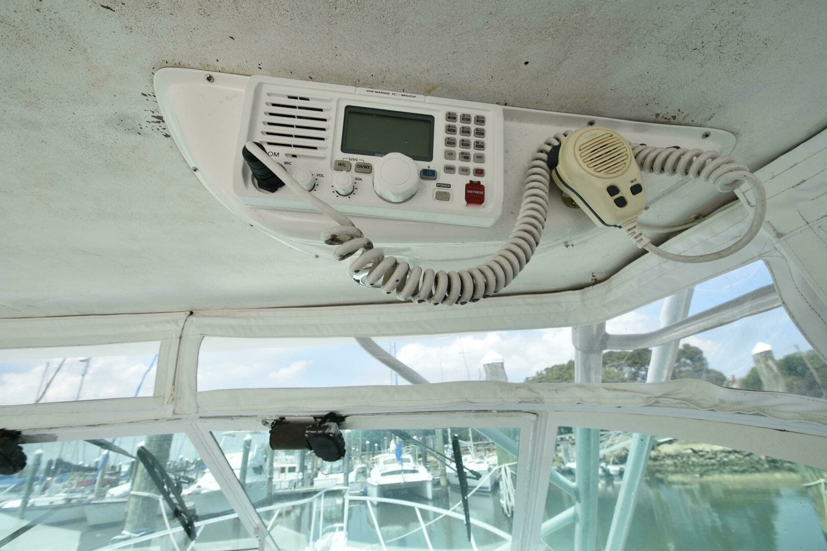 2001 Cabo 35 Express - Image 31