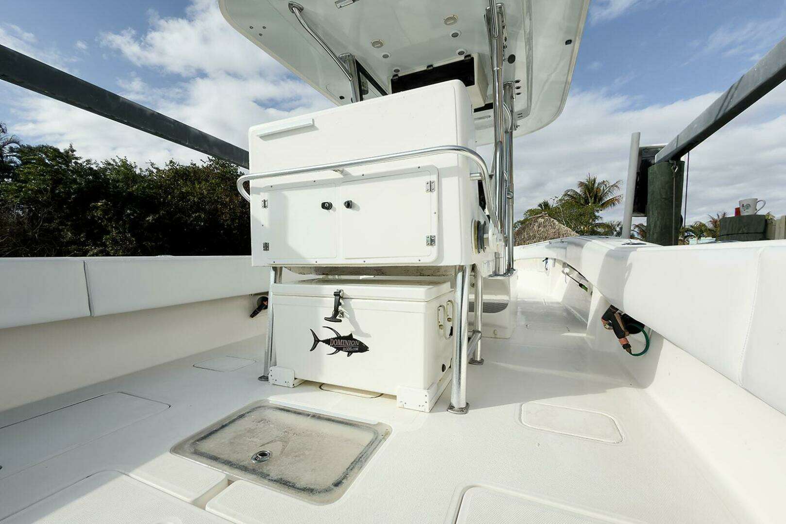 2007 Invincible 33 Open - Image 16