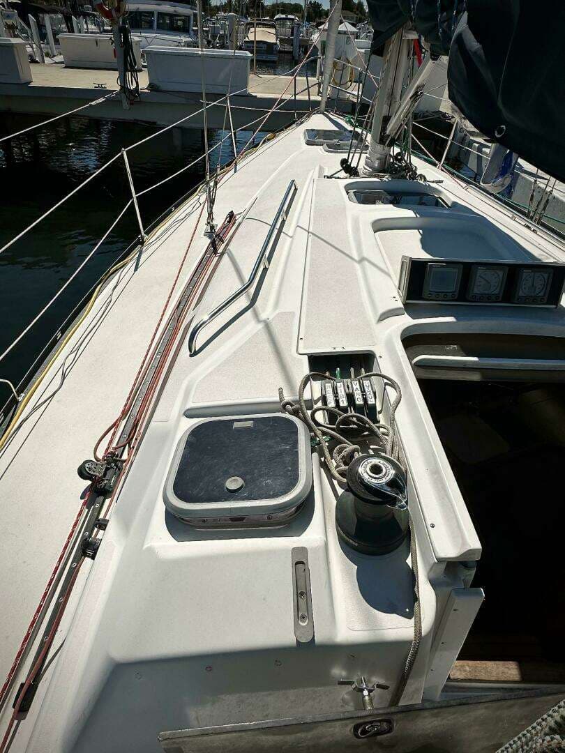 2000 C&C 110 - Image 9