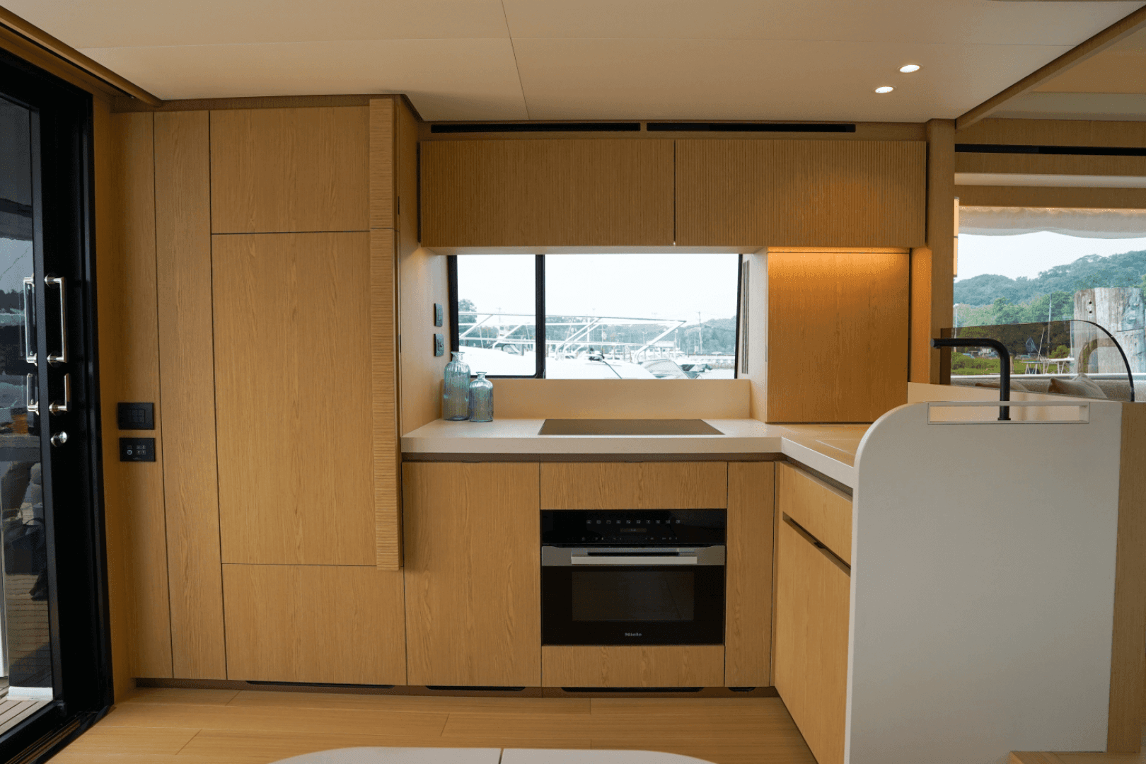 2026 Azimut Fly 62 - Image 12