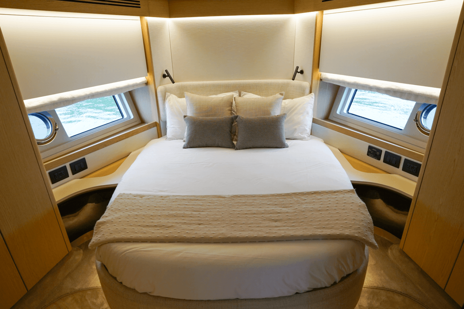 2026 Azimut Fly 62 - Image 28