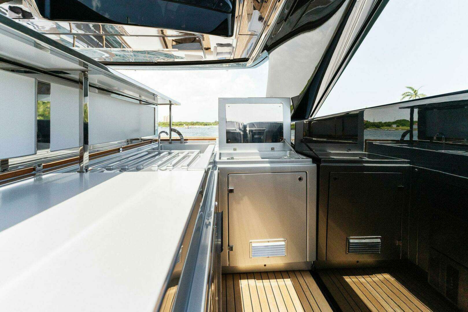 2023 Riva Dolcevita - Image 10