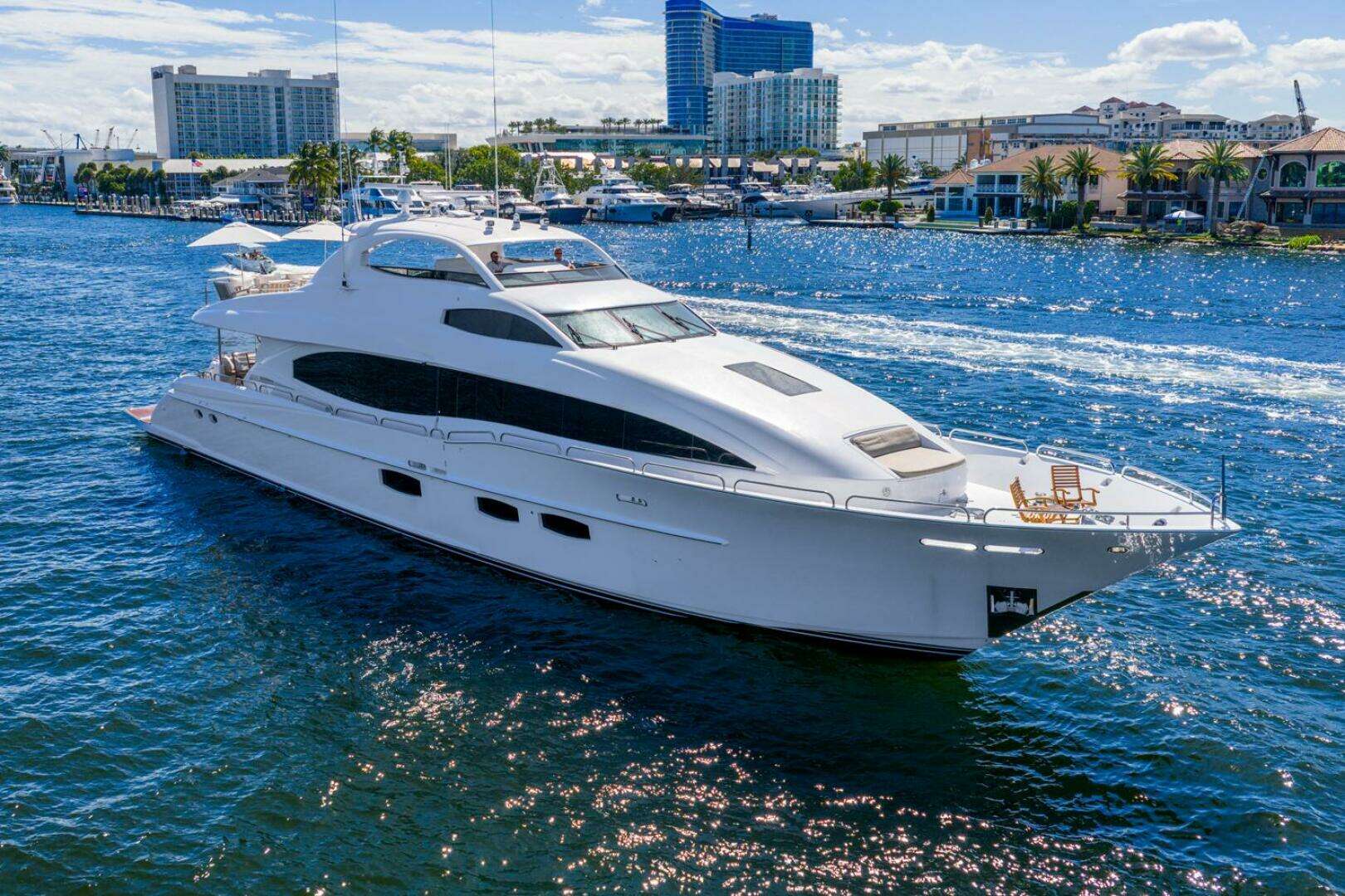 2008 Lazzara Yachts 116 - Image 12