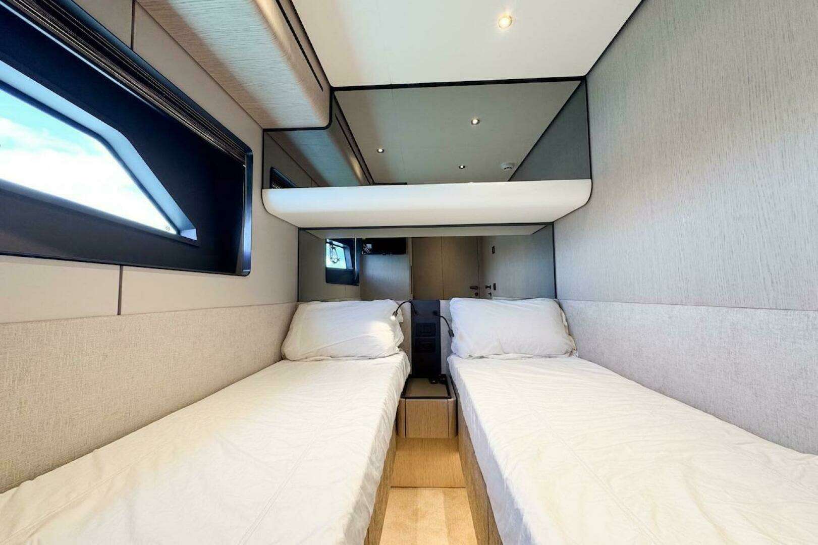 2024 Ferretti Yachts 580 - Image 35
