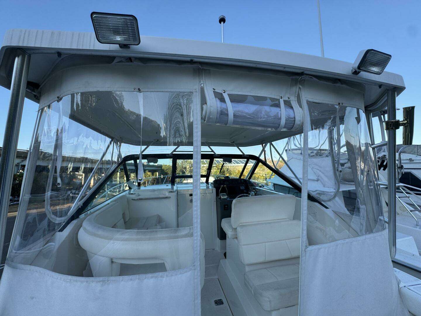 2005 Tiara Yachts 2900 Open - Image 6
