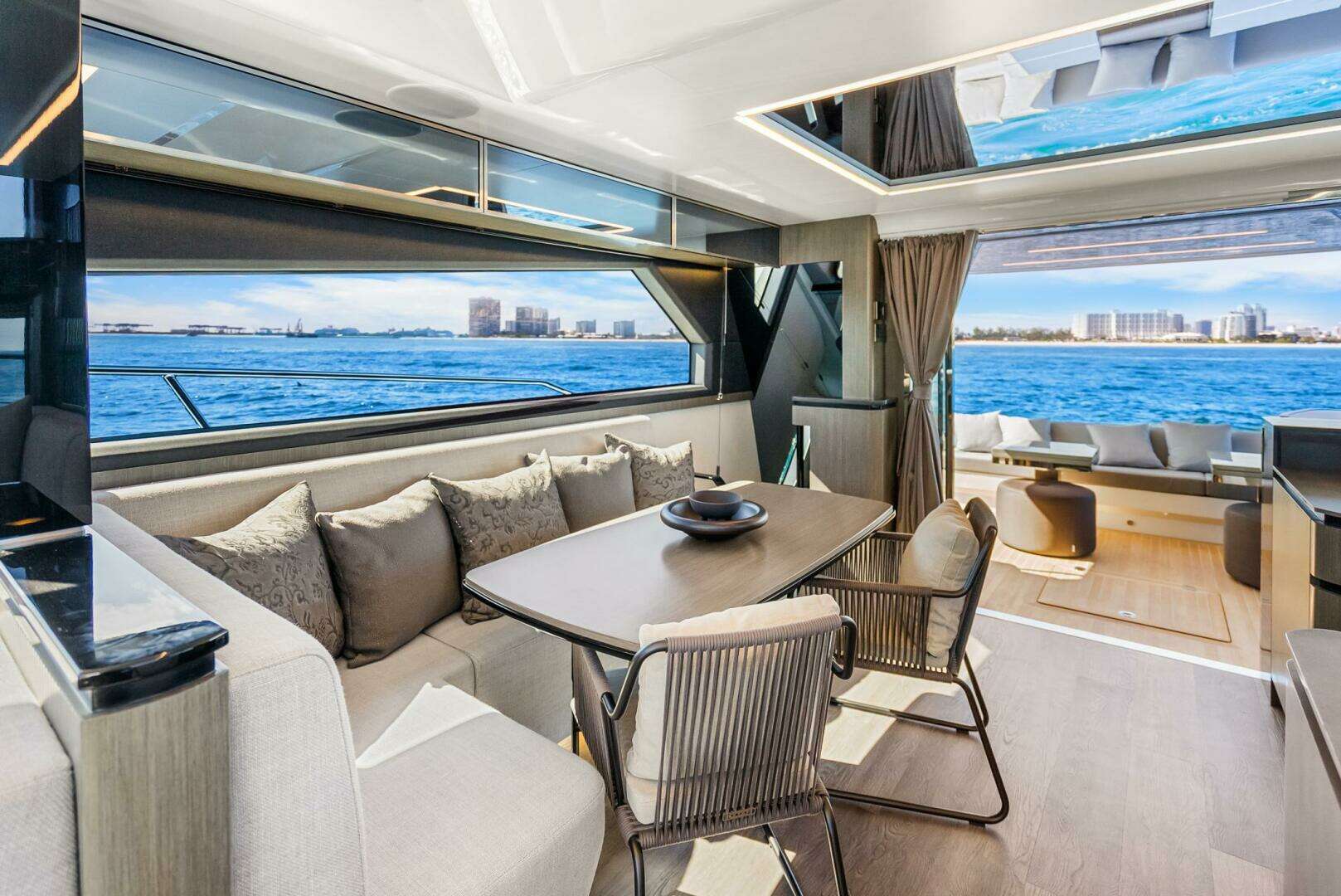2027 Pearl 63 - Image 21
