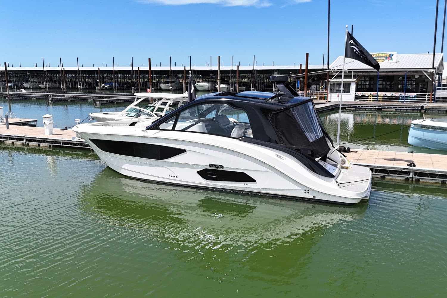 2024 Sea Ray Sundancer 370 - 4