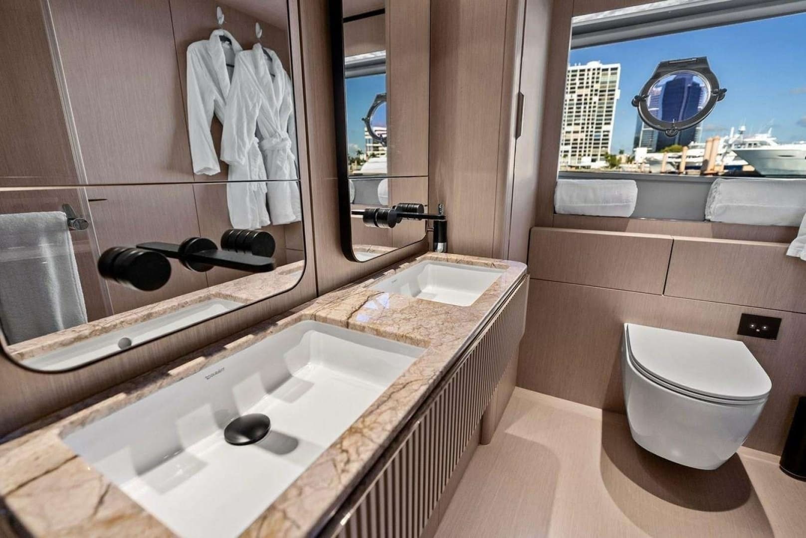 2022 Ferretti Yachts 780 - Image 48
