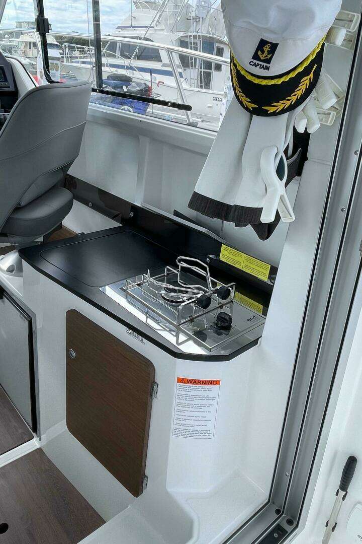 2023 Beneteau Antares 8 - Image 7