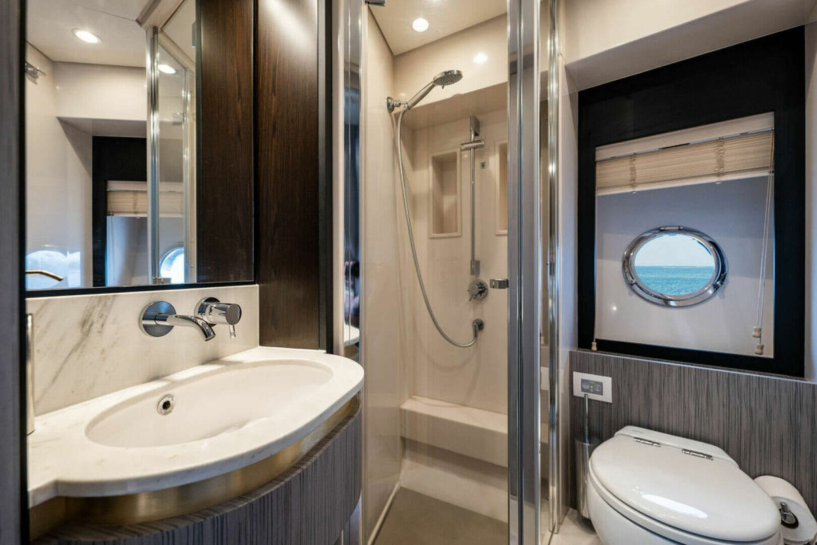 2022 Azimut 55 FLY - Image 30