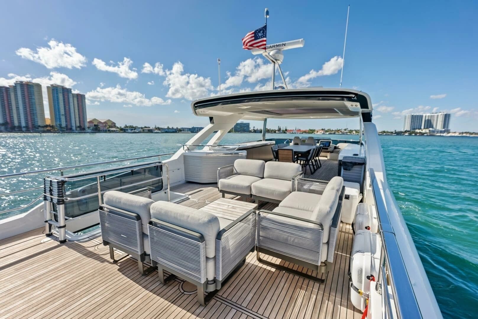 2025 Absolute 75 Navetta - Image 5