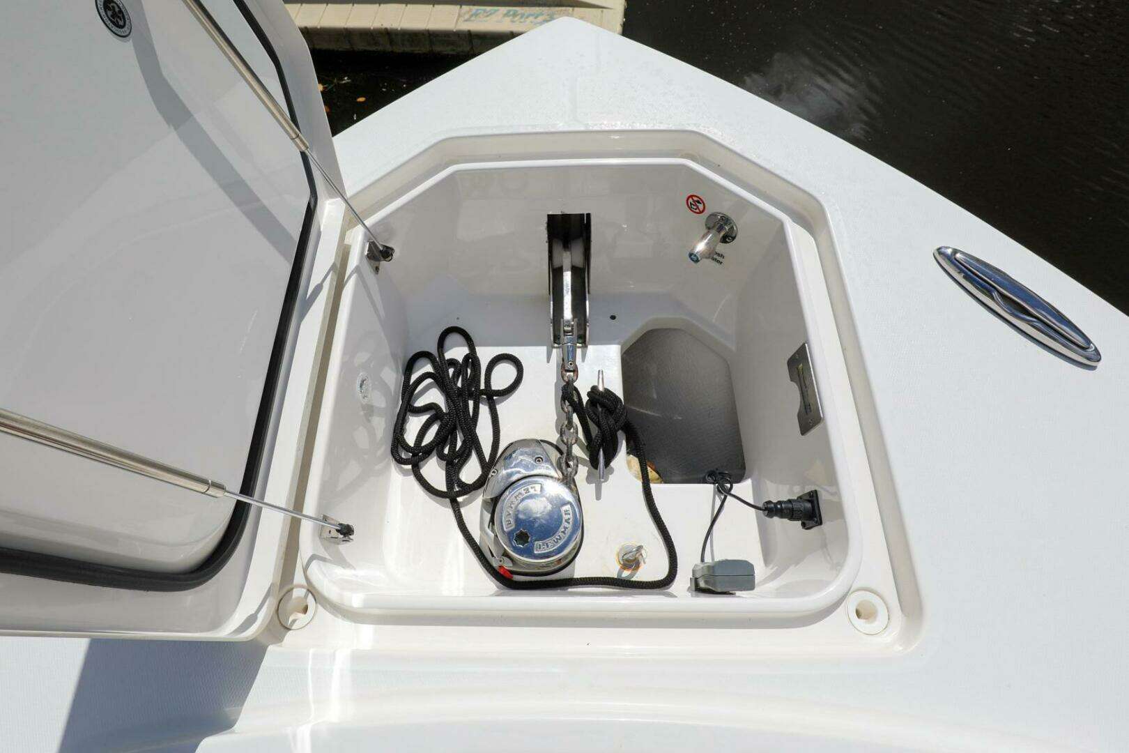 2020 Regulator 41 - Image 36
