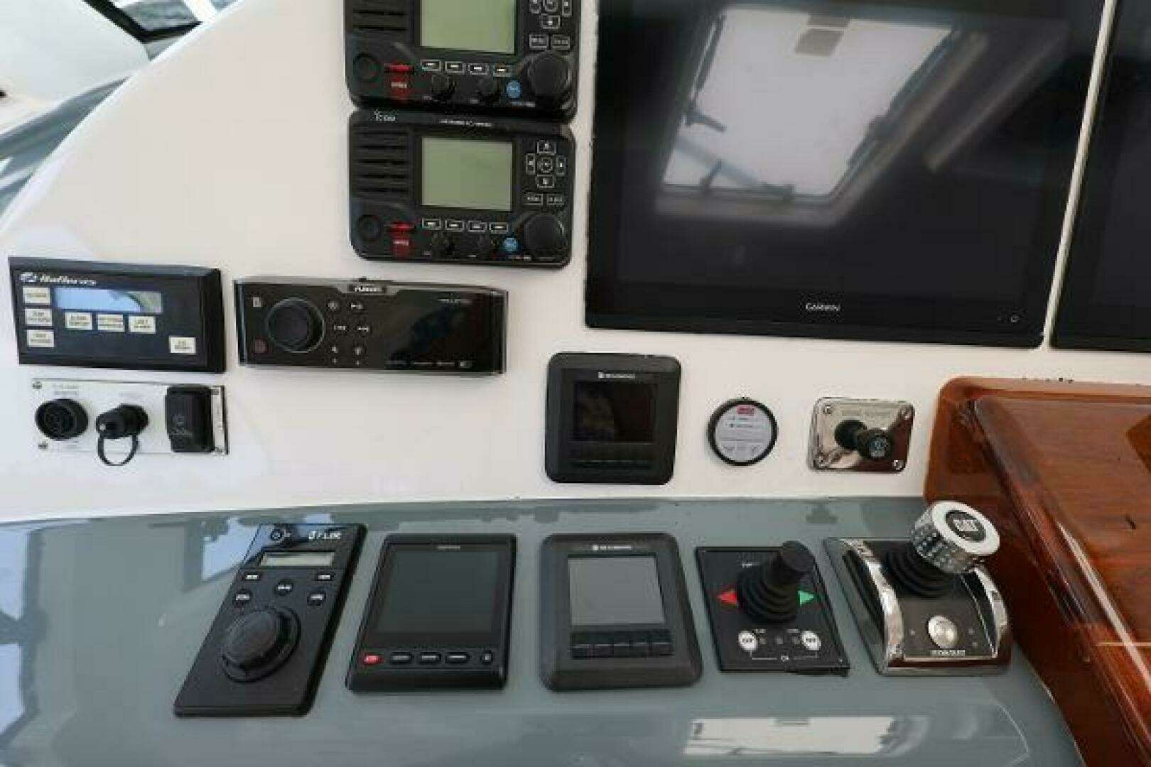 2018 Hatteras 45 Express Sportfish - Image 27
