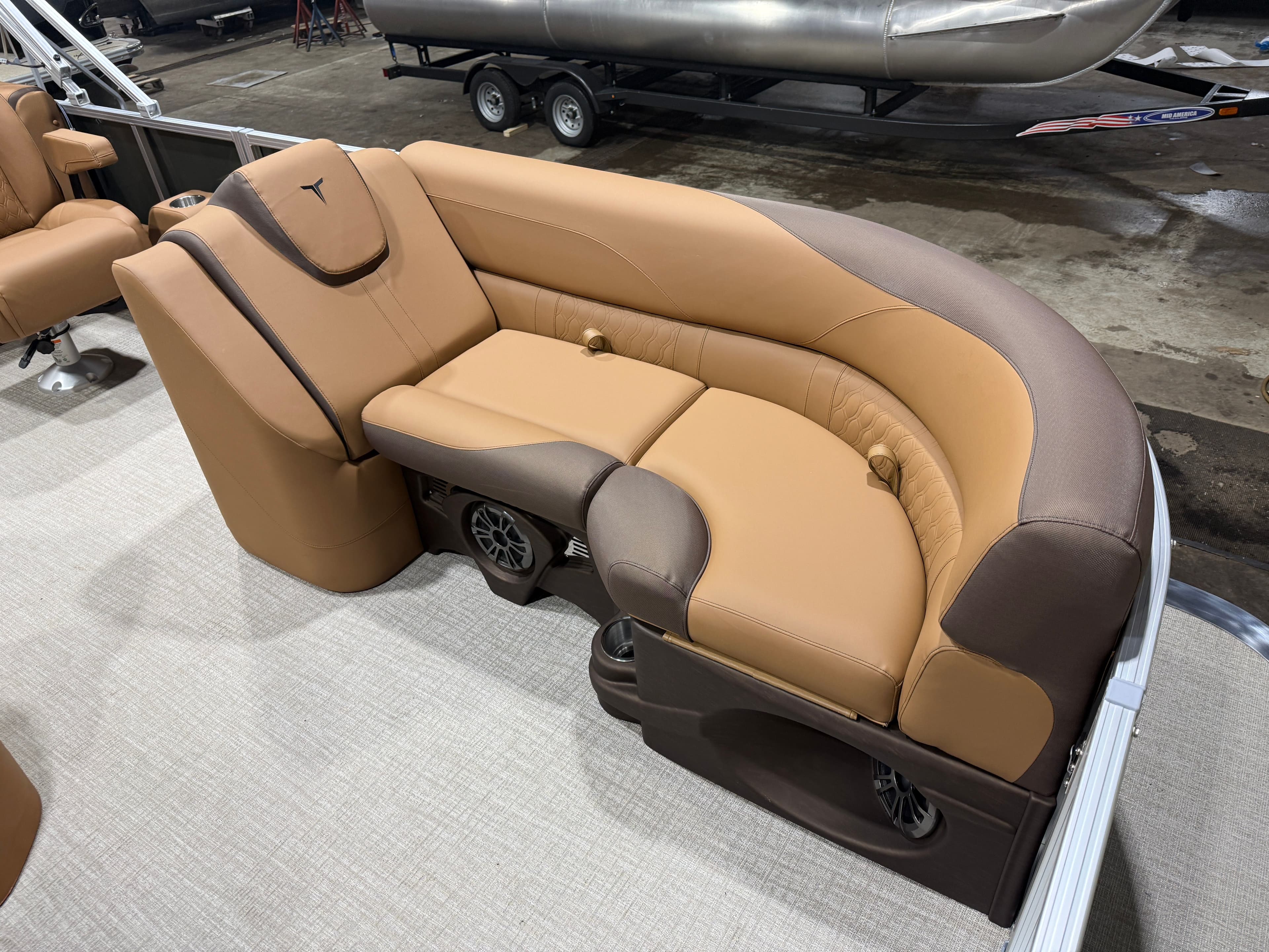 2026 Tahoe LTZ 2385 Quad Lounge & Honda 4-Stroke EFI - 9
