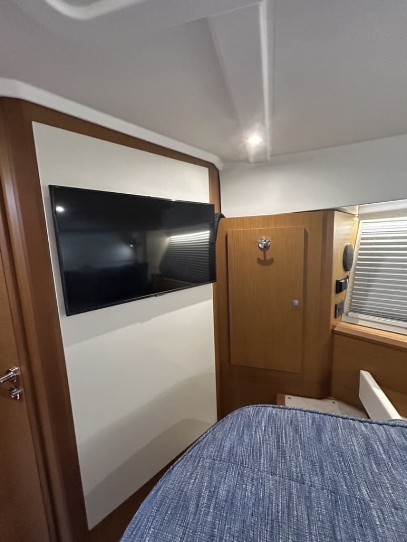 2022 Beneteau ST - Image 54