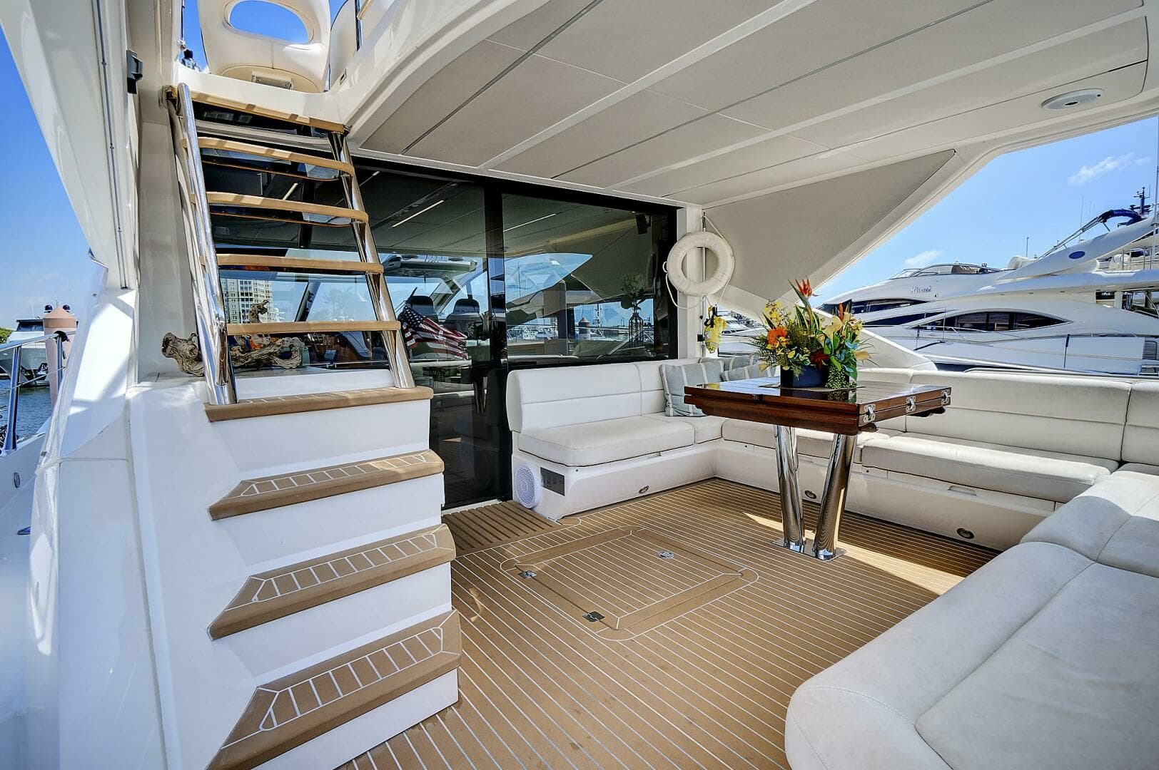 2017 Sunseeker 68 Sport Yacht - Image 14