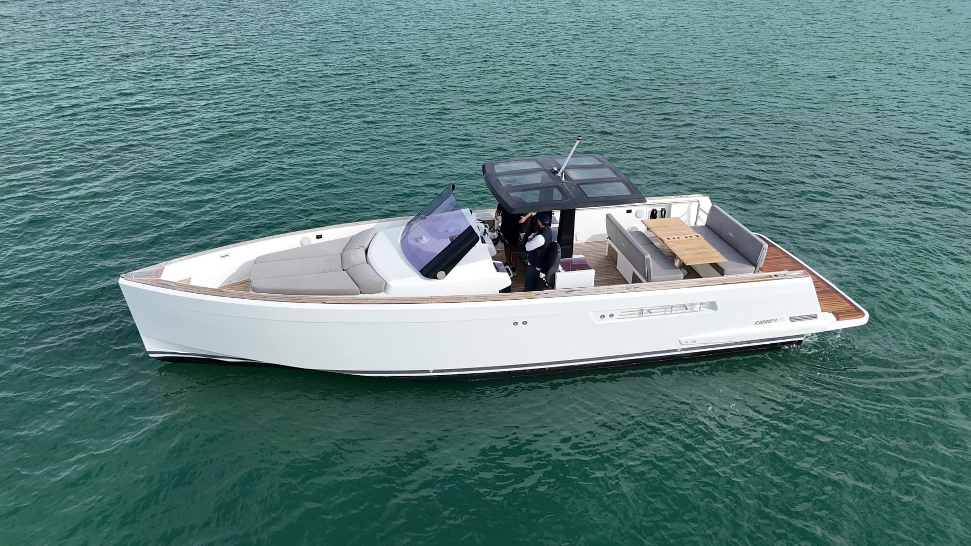 2019 Fjord 40 Open - Image 5