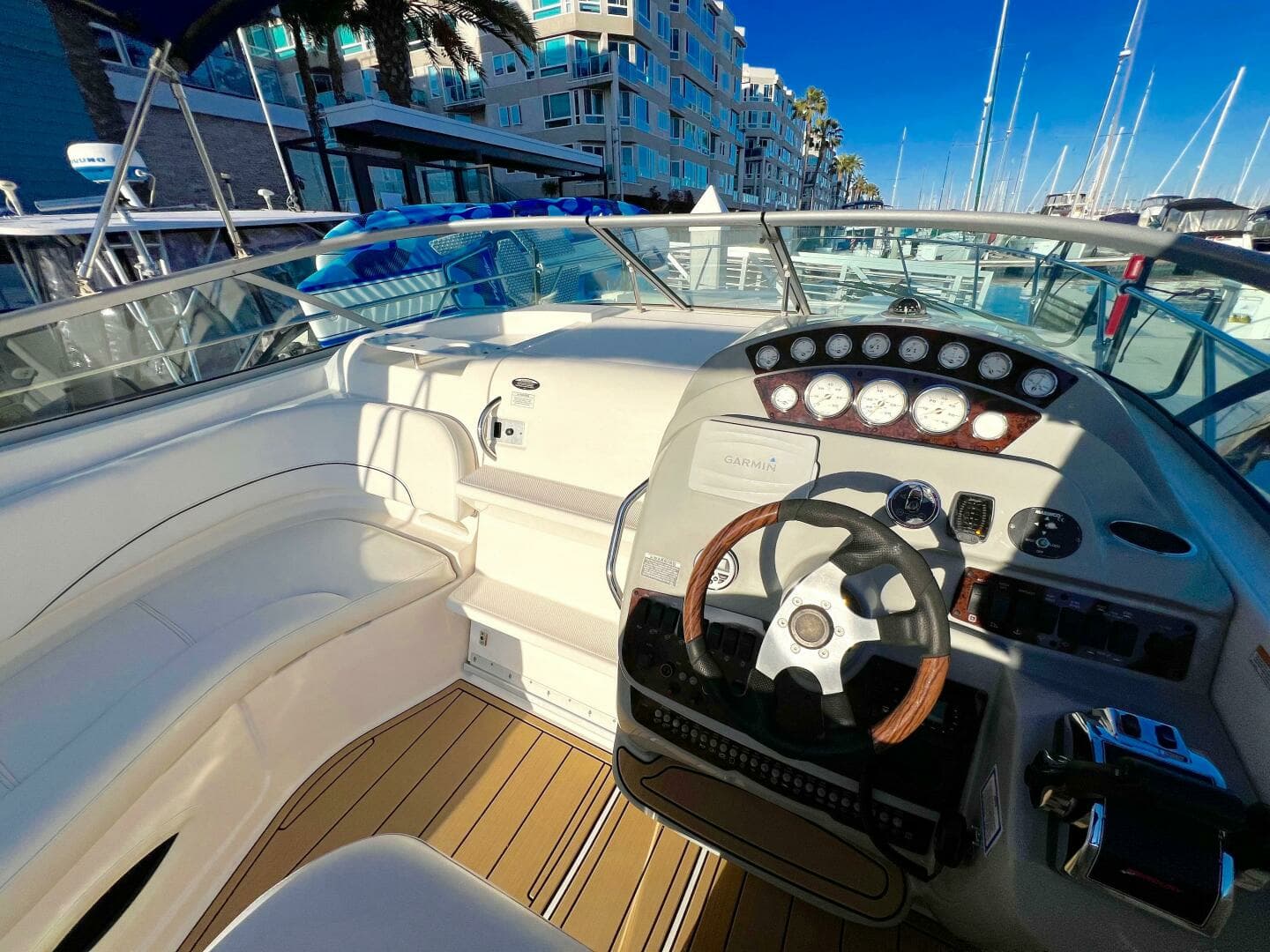 2012 Bayliner 335 - Image 28