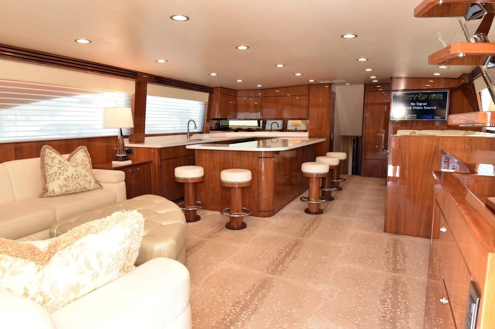 2019 Viking 80 Skybridge - Image 5