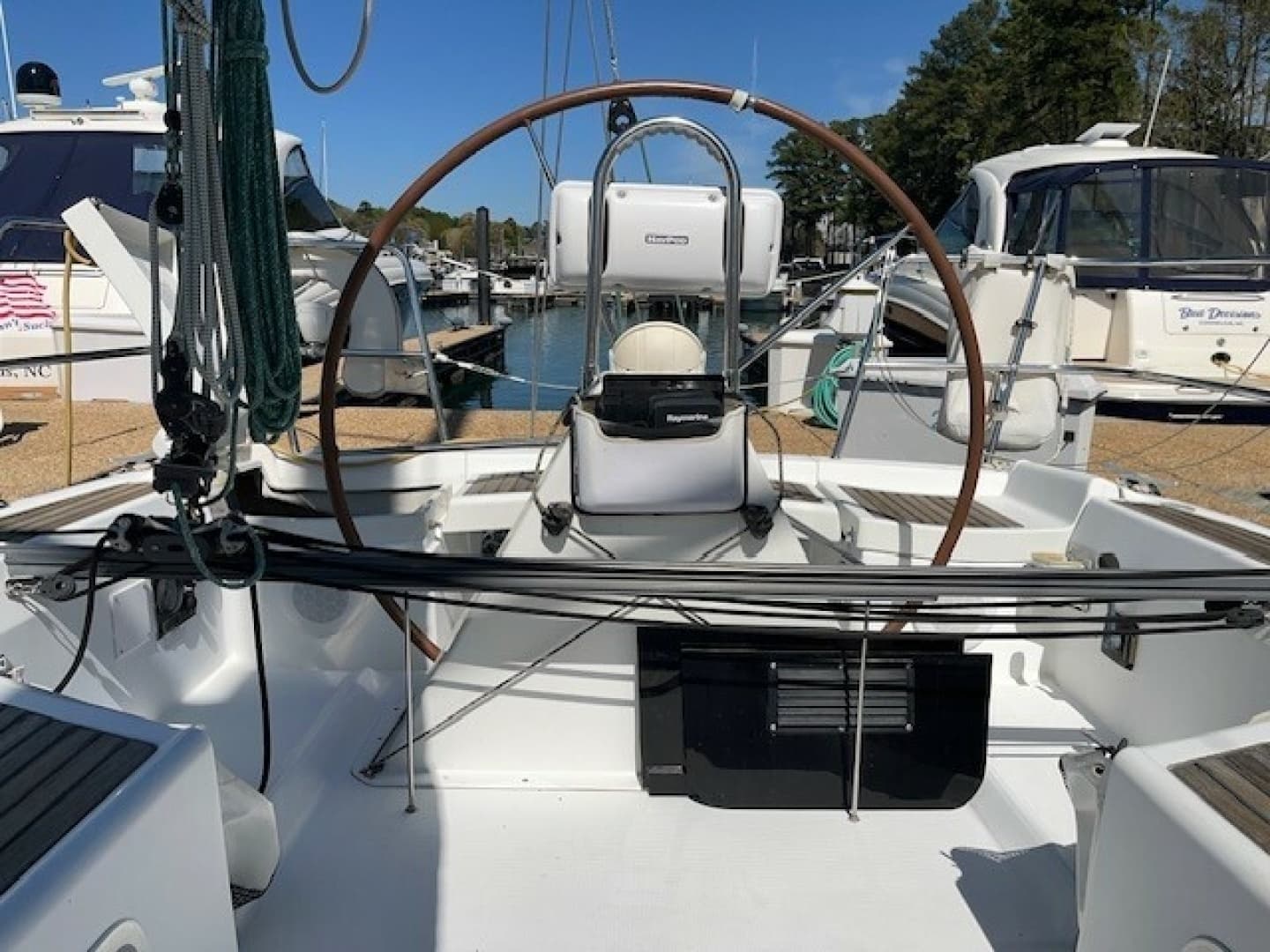 2005 Beneteau First 36.7 - Image 15